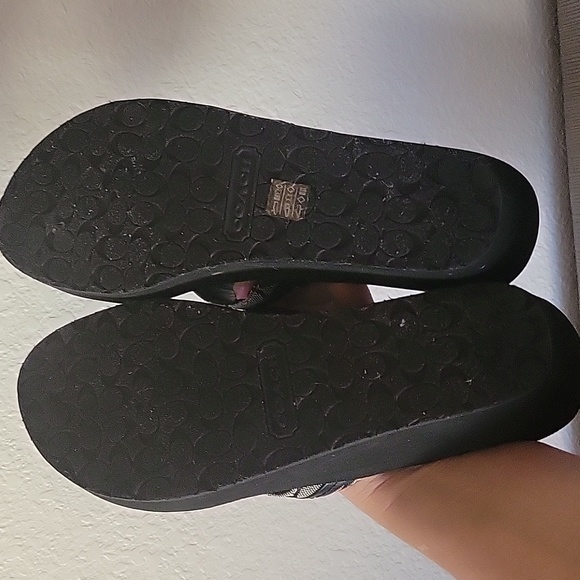 Coach Sandals - Picture 3 of 4